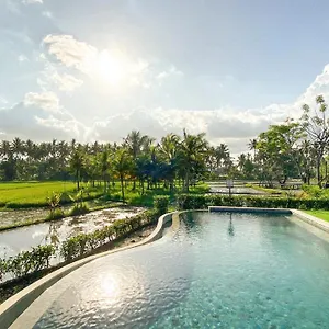 Adil & Ubud (Bali)